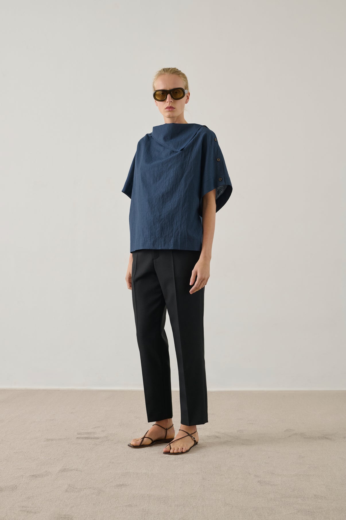 Issa Blouse - Navy - Women vue 1